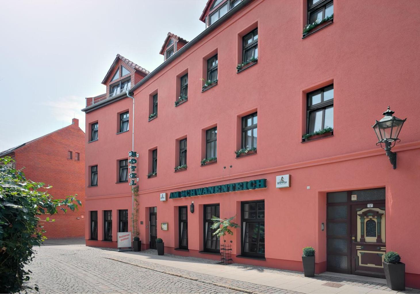 Hotel Hotel-pension Am Schwanenteich