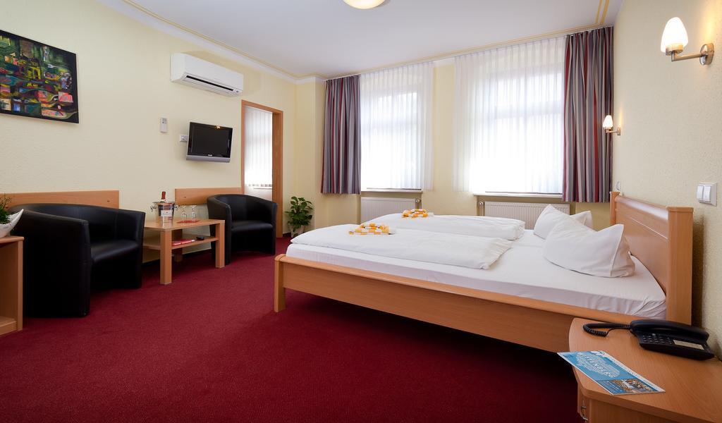 Hotel Hotel-pension Am Schwanenteich