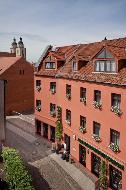 Hotel-pension Am Schwanenteich 3*